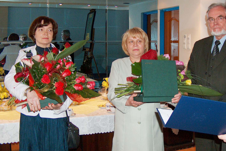 biblios 2006r.
